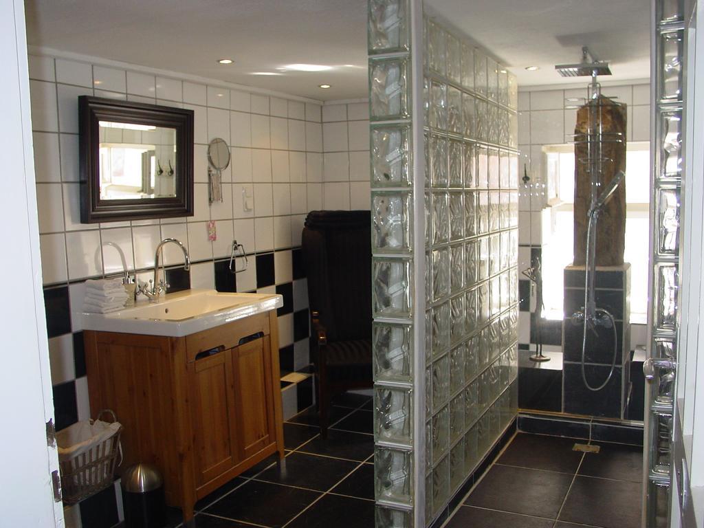 Helmarshausen Robert'S Bed & Breakfast المظهر الخارجي الصورة