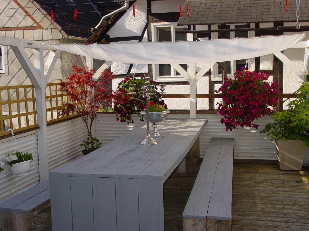 Helmarshausen Robert'S Bed & Breakfast المظهر الخارجي الصورة