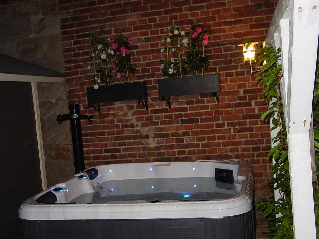Helmarshausen Robert'S Bed & Breakfast المظهر الخارجي الصورة