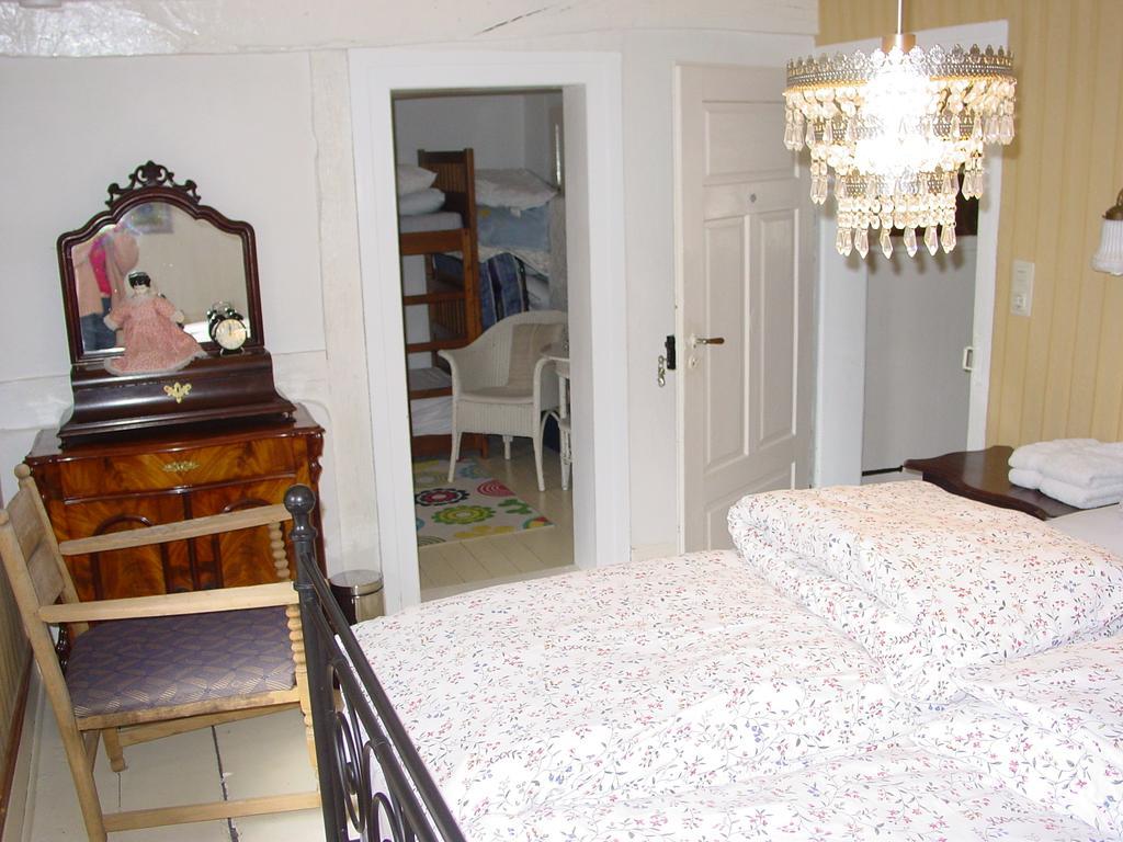 Helmarshausen Robert'S Bed & Breakfast المظهر الخارجي الصورة