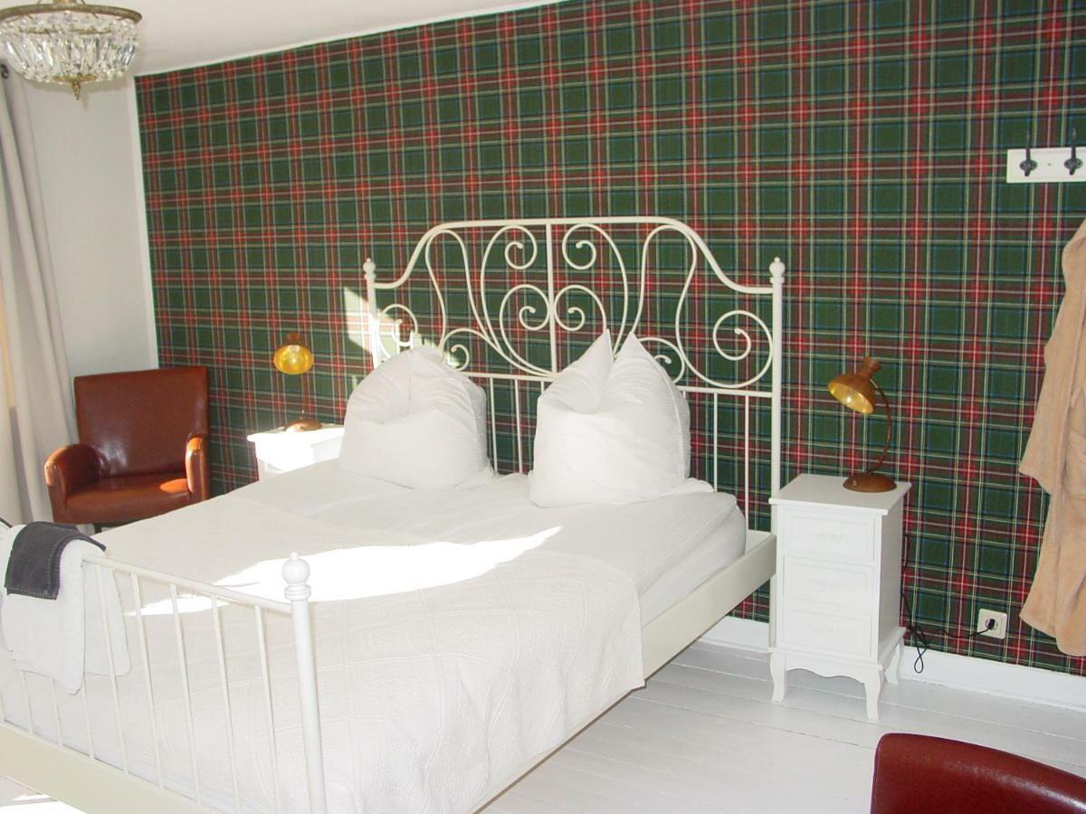 Helmarshausen Robert'S Bed & Breakfast المظهر الخارجي الصورة